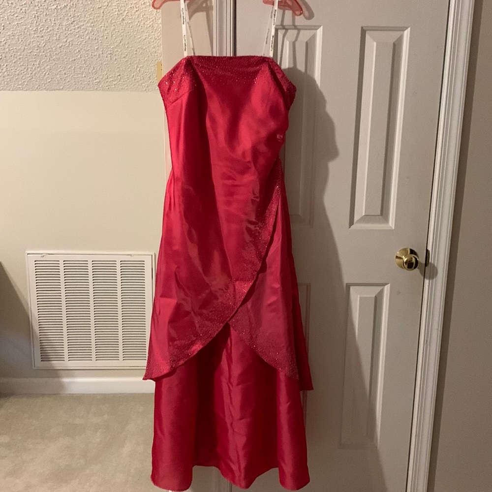Morgan and Co. hot pink beaded prom dress